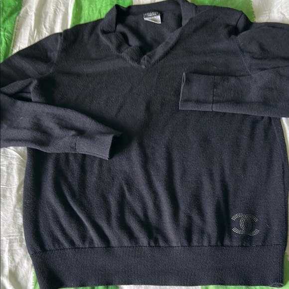 CHANEL Black V-Neck Sweater Fine Knit - Picture 1 of 1